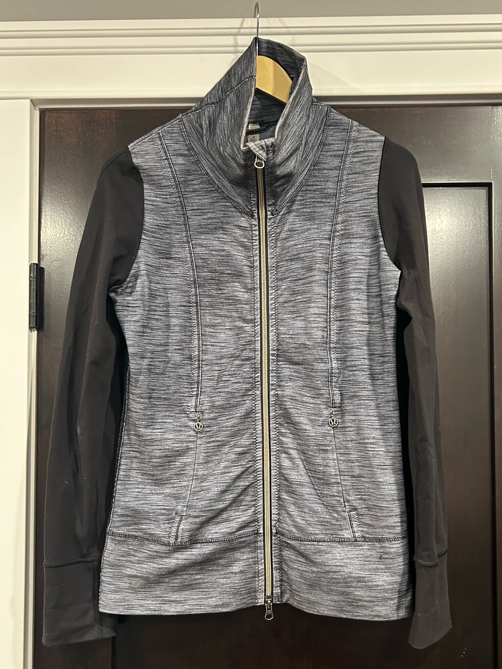 Lululemon Size 6 Daily Yoga Jacket